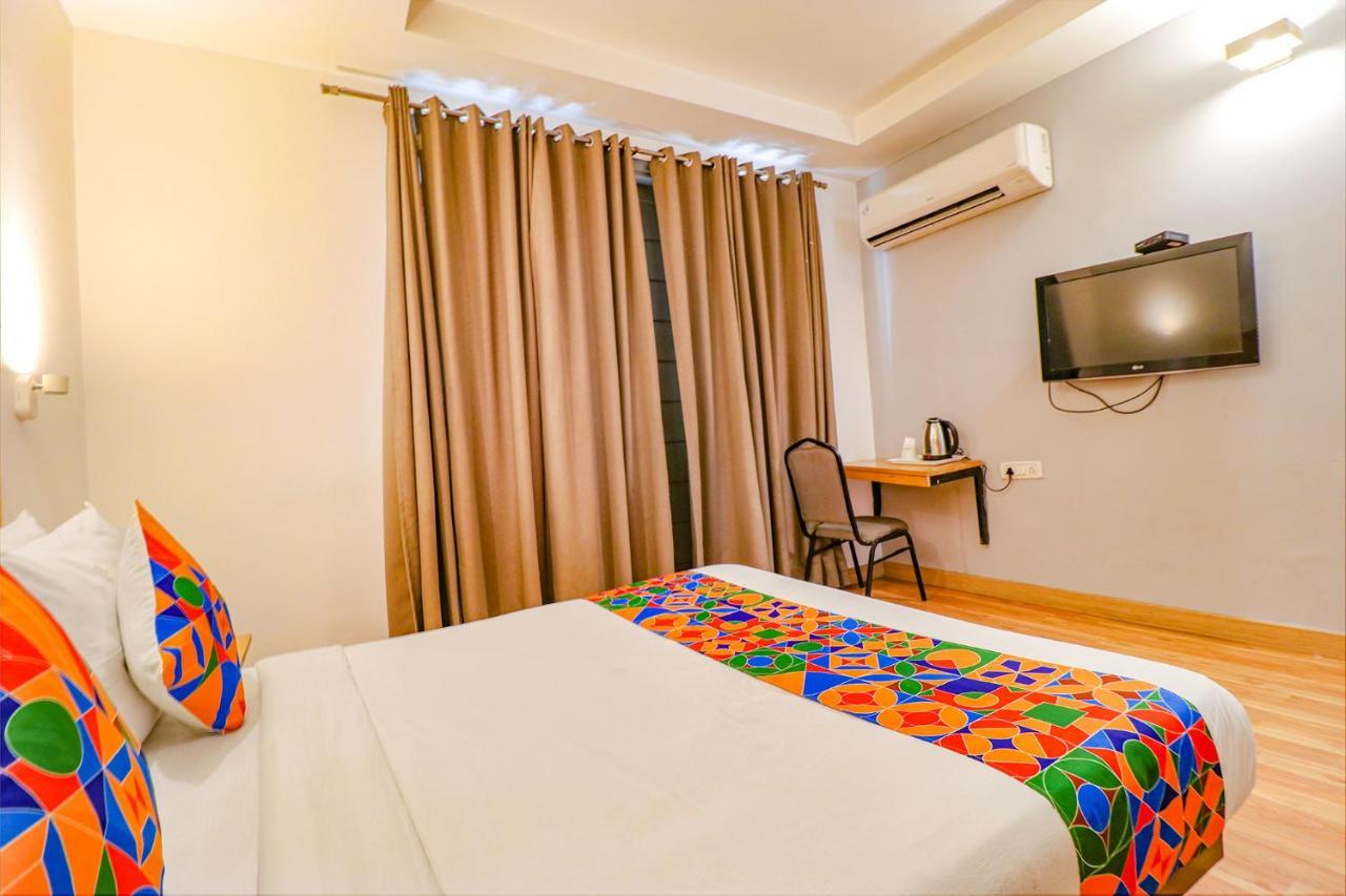 Fabhotel Majestic Jpm I New Delhi Exterior foto